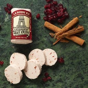 La Bonne Vie Cranberries & Cinnamon Goat Log