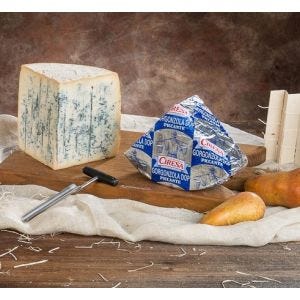 Gorgonzola PDO Piccante Cheese